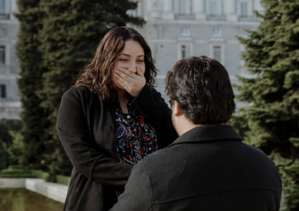 mario's marriage proposal in madrid with a professional photographer